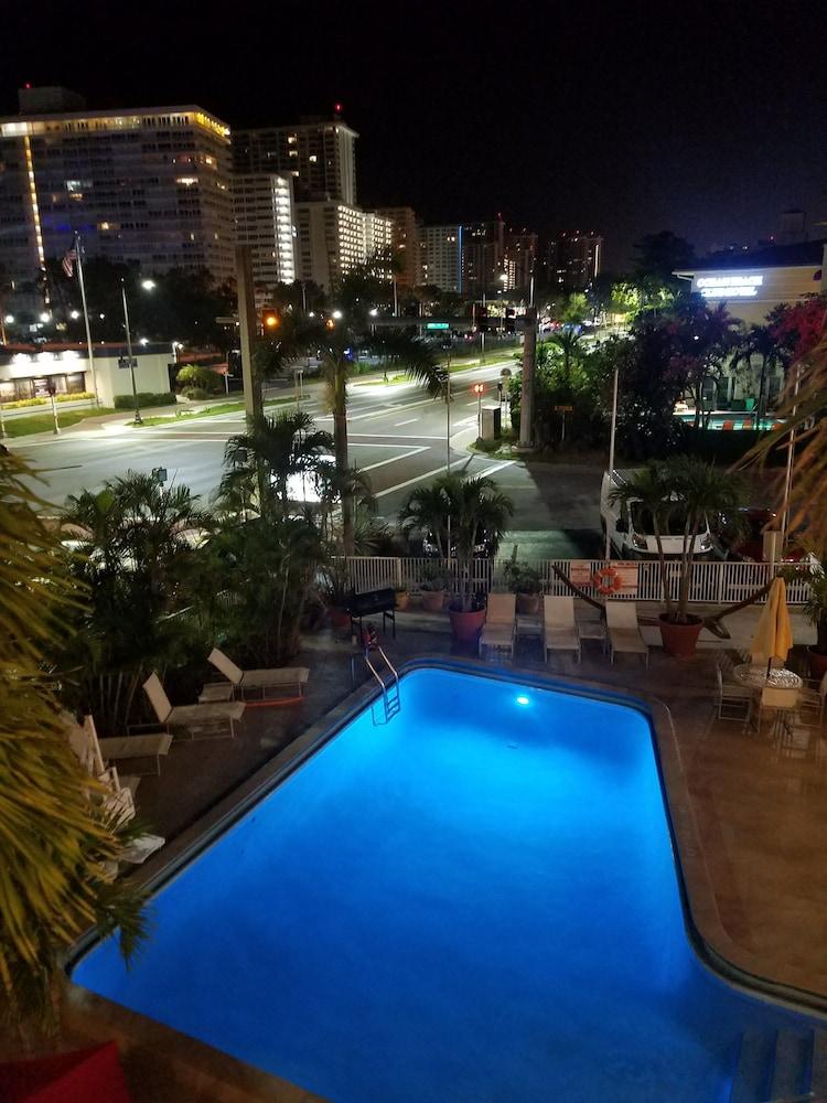 Ocean Mile Hotel Форт Лодърдейл Екстериор снимка