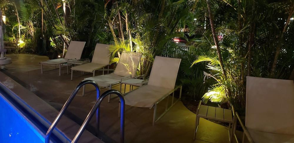 Ocean Mile Hotel Форт Лодърдейл Екстериор снимка